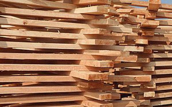 愛(ài)鴿實(shí)木板選用木料